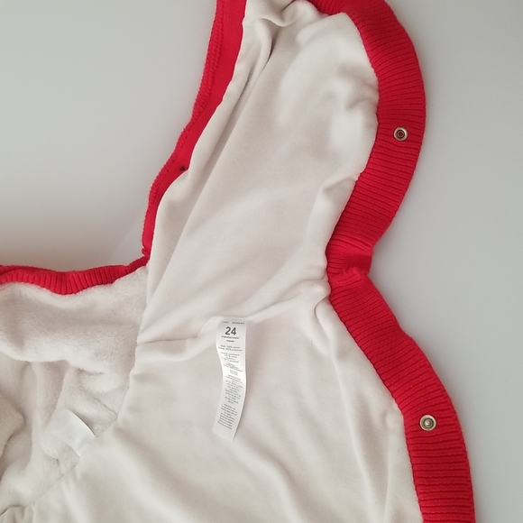 Bundle of 2 Carter's baby girl outfits - Picture 12 of 15